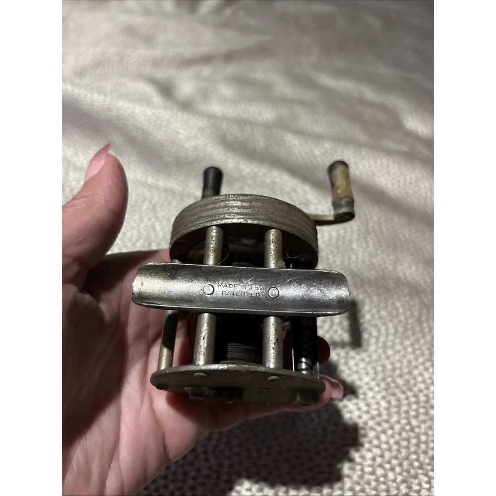 Vintage Wards Precision Model 40 Engraved Baitcasting Reel